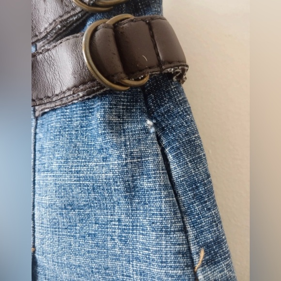 Tyte Pleated Denim Mini Skirt with Buckle Detail Size 3 - Picture 9 of 11